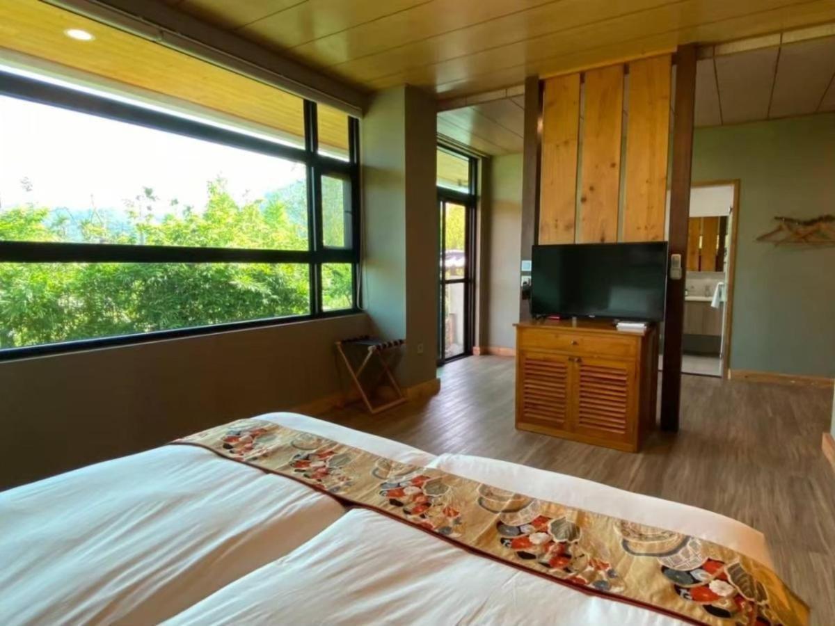 Roaming Cloud Sun Moon Lake B&B 유치 외부 사진