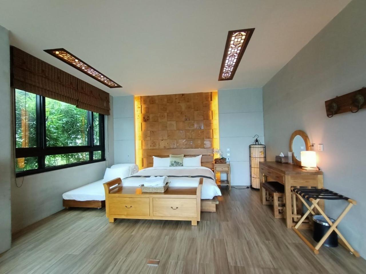 Roaming Cloud Sun Moon Lake B&B 유치 외부 사진