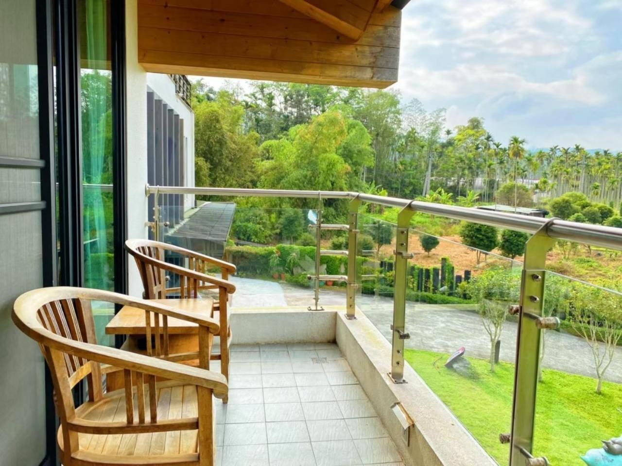 Roaming Cloud Sun Moon Lake B&B 유치 외부 사진