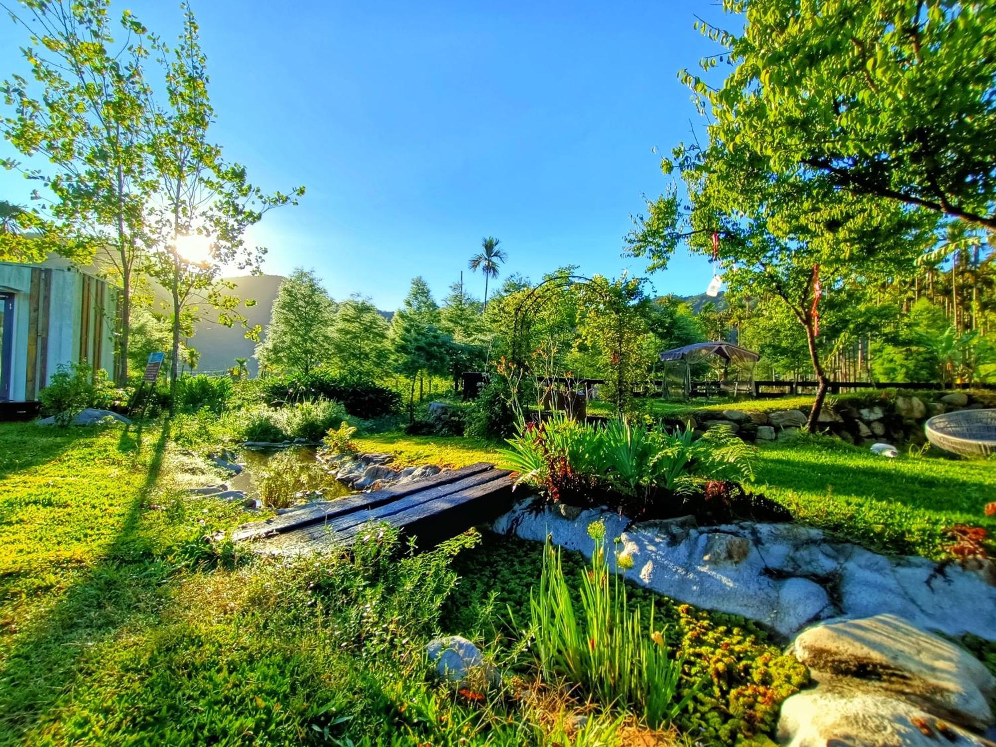 Roaming Cloud Sun Moon Lake B&B 유치 외부 사진